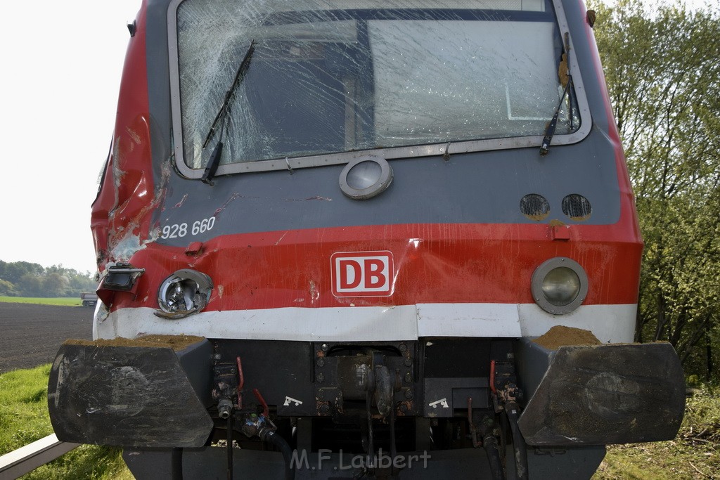 Schwerer VU LKW Zug Bergheim Kenten Koelnerstr P139.JPG - Miklos Laubert